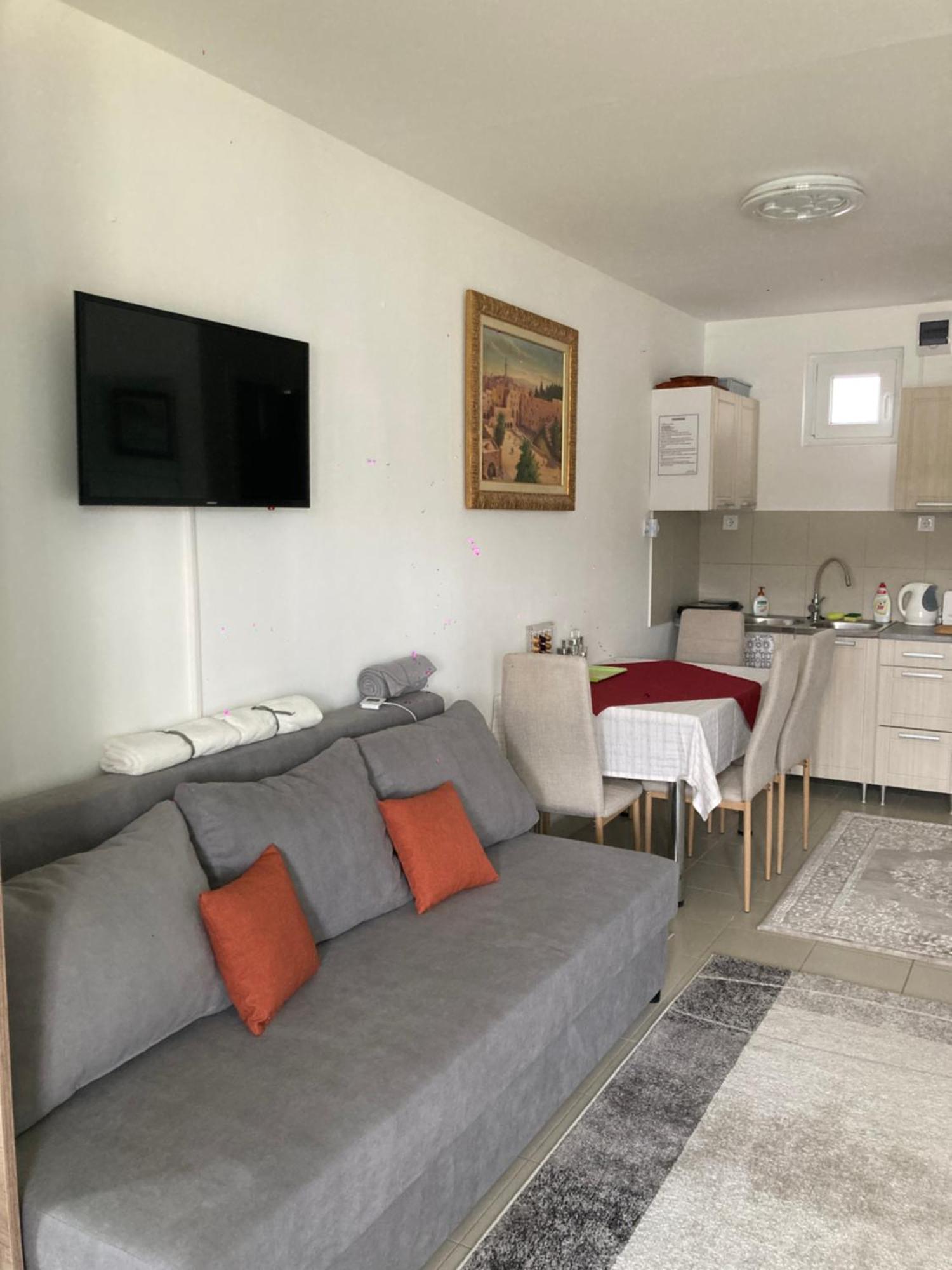 Oazis Apartman Orfű Buitenkant foto